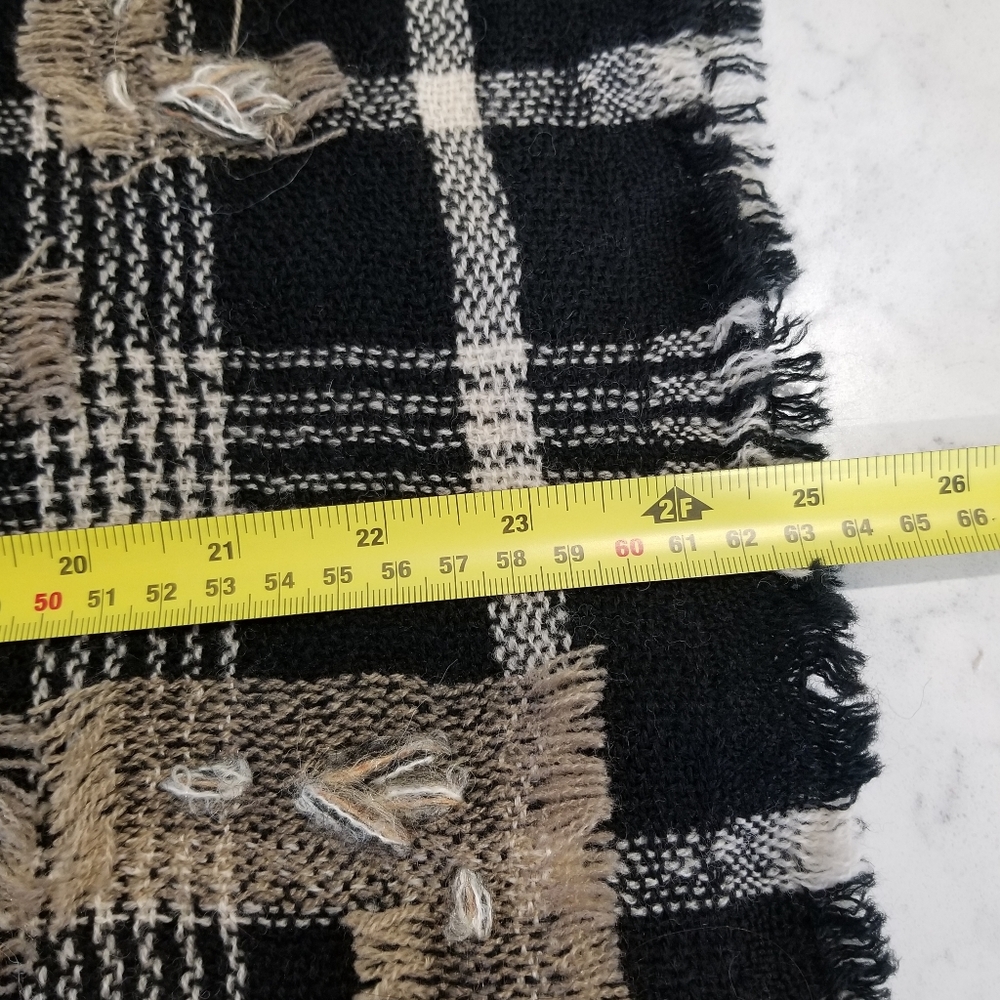 🧣WOOL CAPE/SCARF - Picture 8 of 9